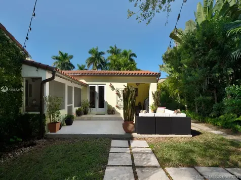 427 Giralda Avenue Coral Gables FL 33134
