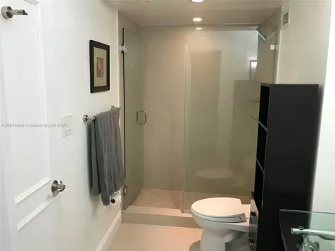 100 Lincoln Road Miami Beach FL 33139
