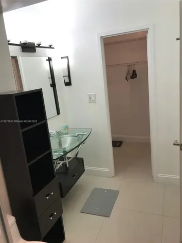 100 Lincoln Road Miami Beach FL 33139