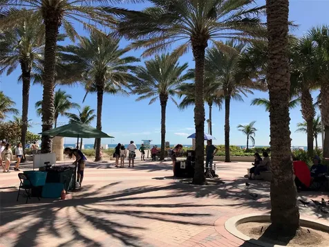 100 Lincoln Road Miami Beach FL 33139