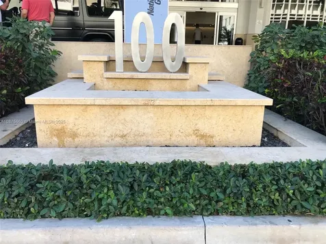 100 Lincoln Road Miami Beach FL 33139