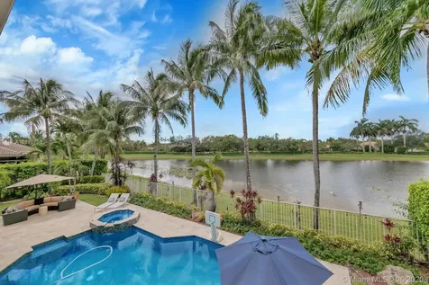 895 Tradewinds Bend Weston FL 33327