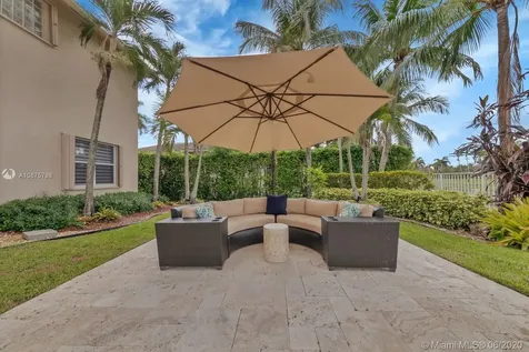 895 Tradewinds Bend Weston FL 33327