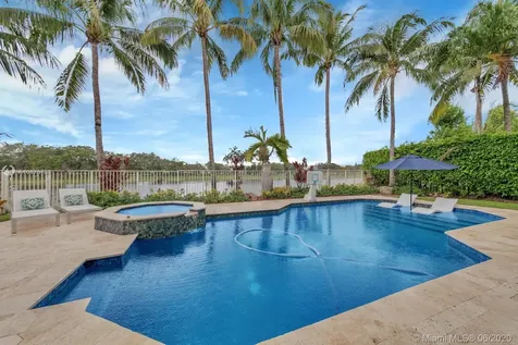 895 Tradewinds Bend Weston FL 33327