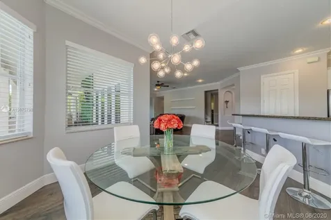 895 Tradewinds Bend Weston FL 33327
