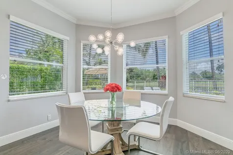 895 Tradewinds Bend Weston FL 33327