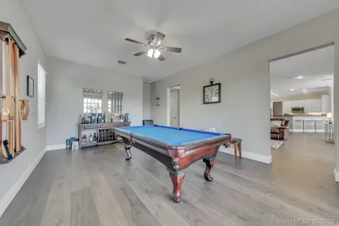 895 Tradewinds Bend Weston FL 33327