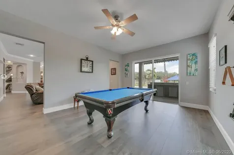 895 Tradewinds Bend Weston FL 33327