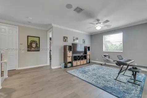 895 Tradewinds Bend Weston FL 33327