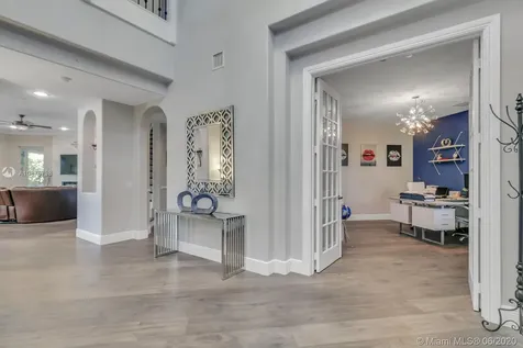 895 Tradewinds Bend Weston FL 33327