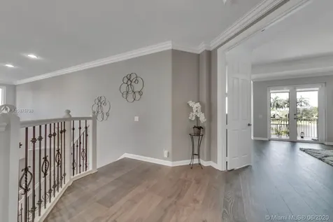 895 Tradewinds Bend Weston FL 33327