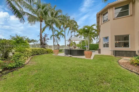 895 Tradewinds Bend Weston FL 33327