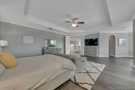 895 Tradewinds Bend Weston FL 33327