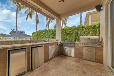 895 Tradewinds Bend Weston FL 33327