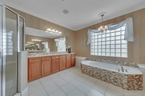 895 Tradewinds Bend Weston FL 33327