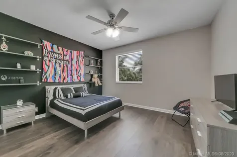 895 Tradewinds Bend Weston FL 33327