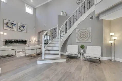 895 Tradewinds Bend Weston FL 33327