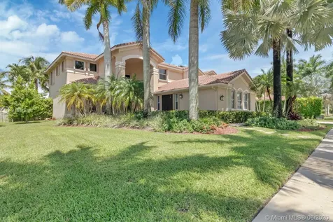 895 Tradewinds Bend Weston FL 33327