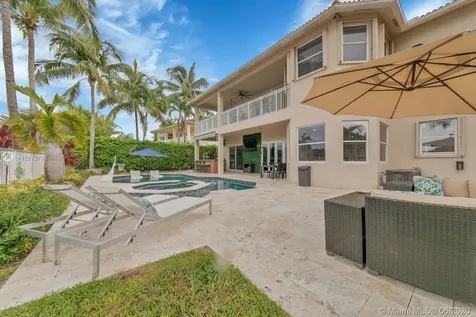 895 Tradewinds Bend Weston FL 33327