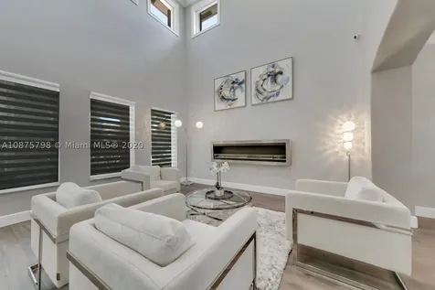 895 Tradewinds Bend Weston FL 33327