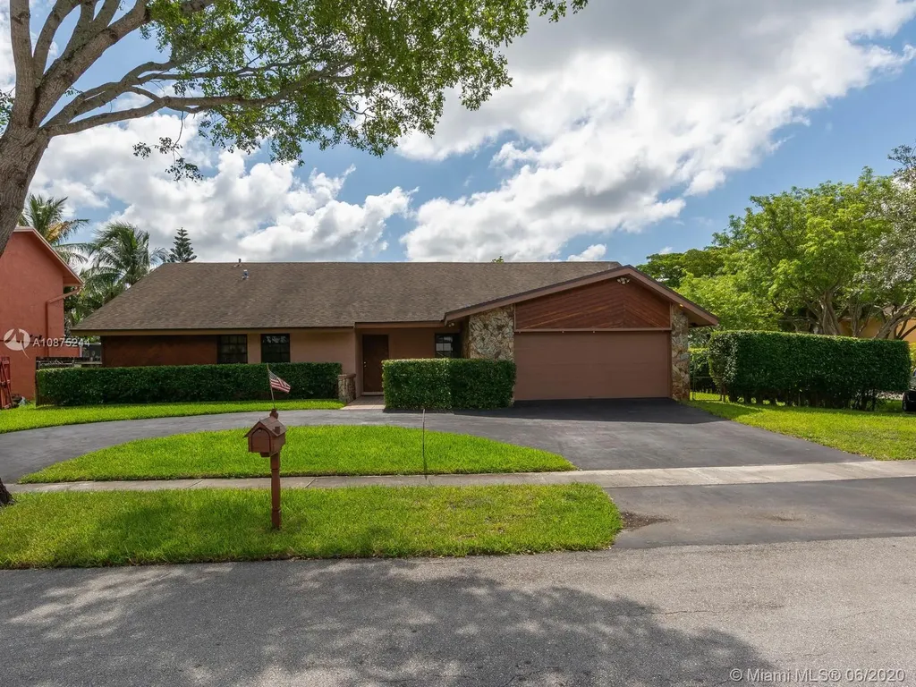 5250 SW 101st Terrace Cooper City FL 33328