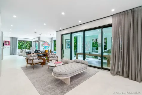 2061 N Bay Road Miami Beach FL 33140