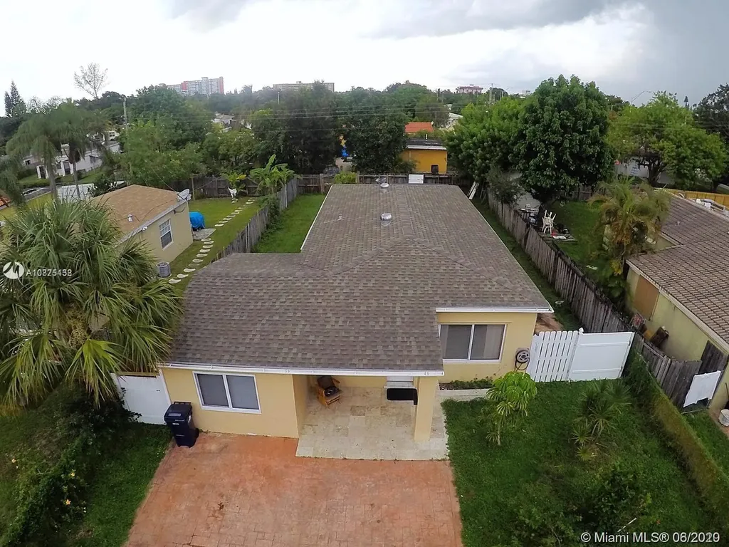 1479 NE 177th Street North Miami Beach FL 33162