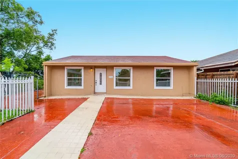 20762 NW 41st Avenue Road Miami Gardens FL 33055
