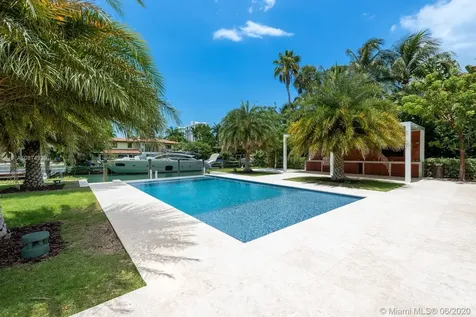 1440 W 23rd Street Miami Beach FL 33140