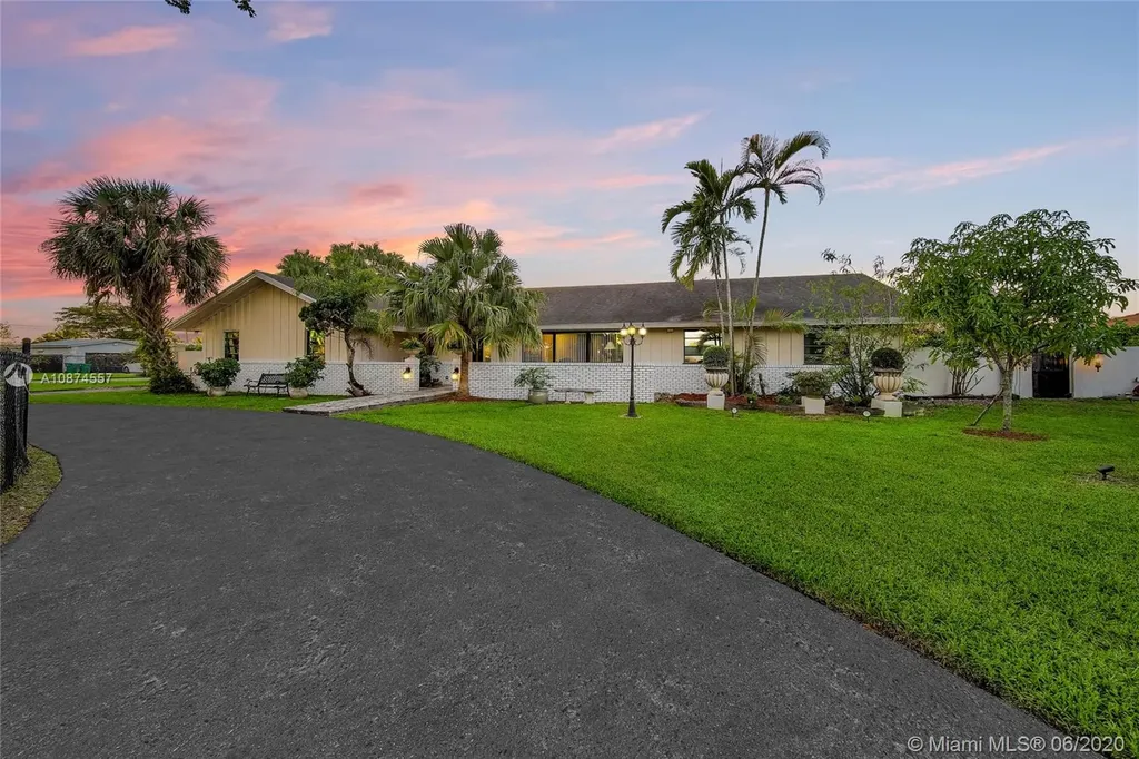27550 SW 168th Avenue Homestead FL 33031