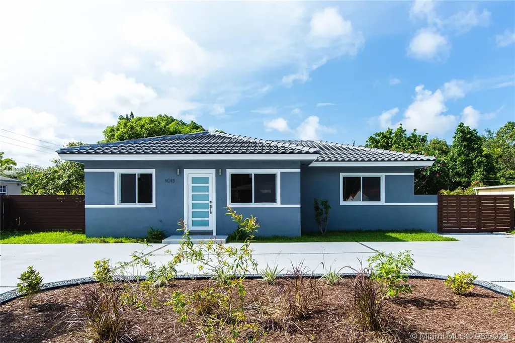 1015 NE 122nd Street North Miami FL 33161