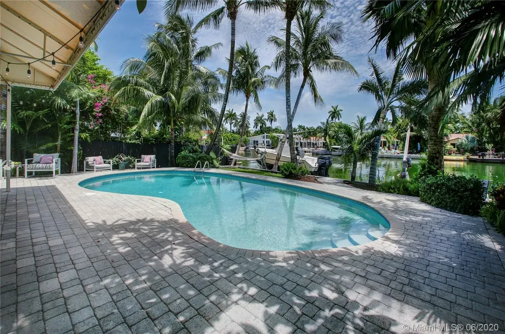 560 S Shore Drive Miami Beach FL 33141