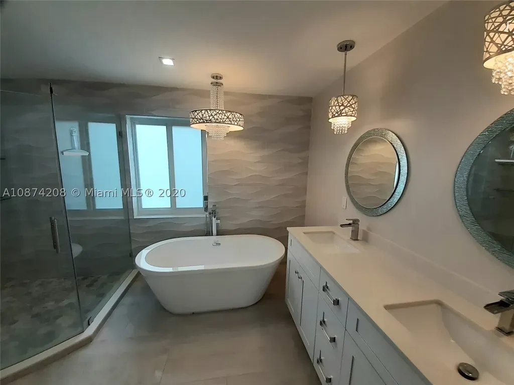 1501 E Oak Knoll Circle Davie FL 33324