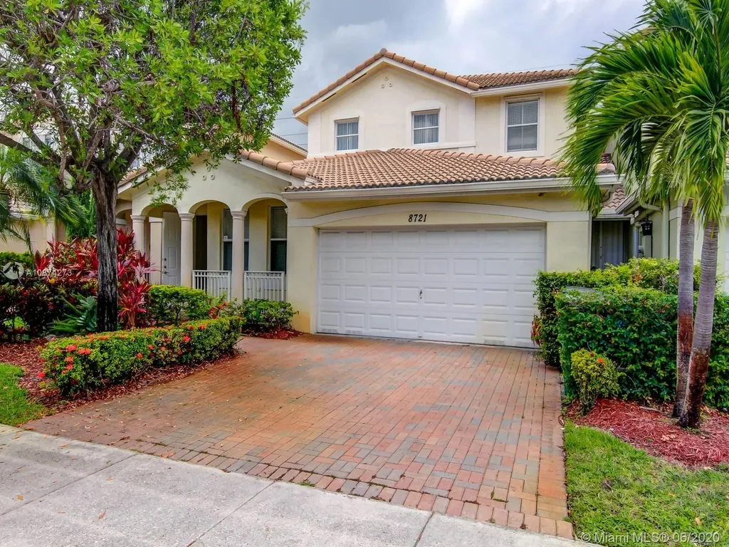 8721 SW 2nd Terrace Miami FL 33174