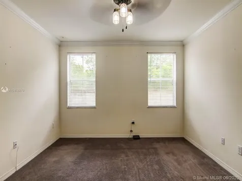 8721 SW 2nd Terrace Miami FL 33174