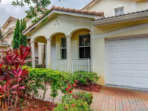 8721 SW 2nd Terrace Miami FL 33174