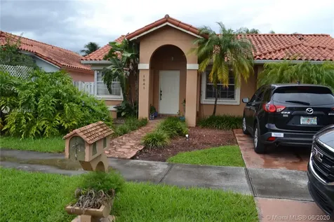 1041 SW 140th Avenue Miami FL 33184