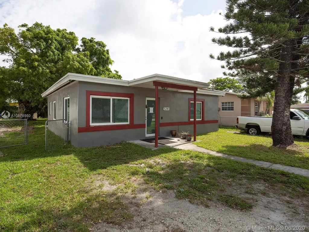 5741 SW 21st Street West Park FL 33023