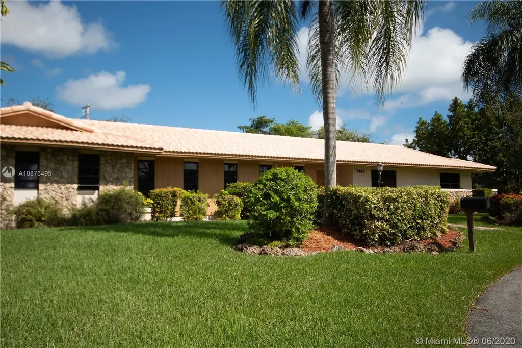 7445 SW 144th Terrace Palmetto Bay FL 33158