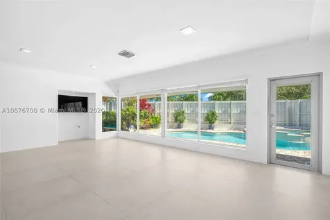 840 NE 76th Street Miami FL 33138