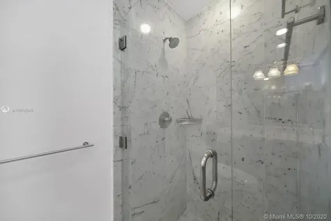 5959 Collins Avenue Miami Beach FL 33140