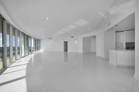 5959 Collins Avenue Miami Beach FL 33140