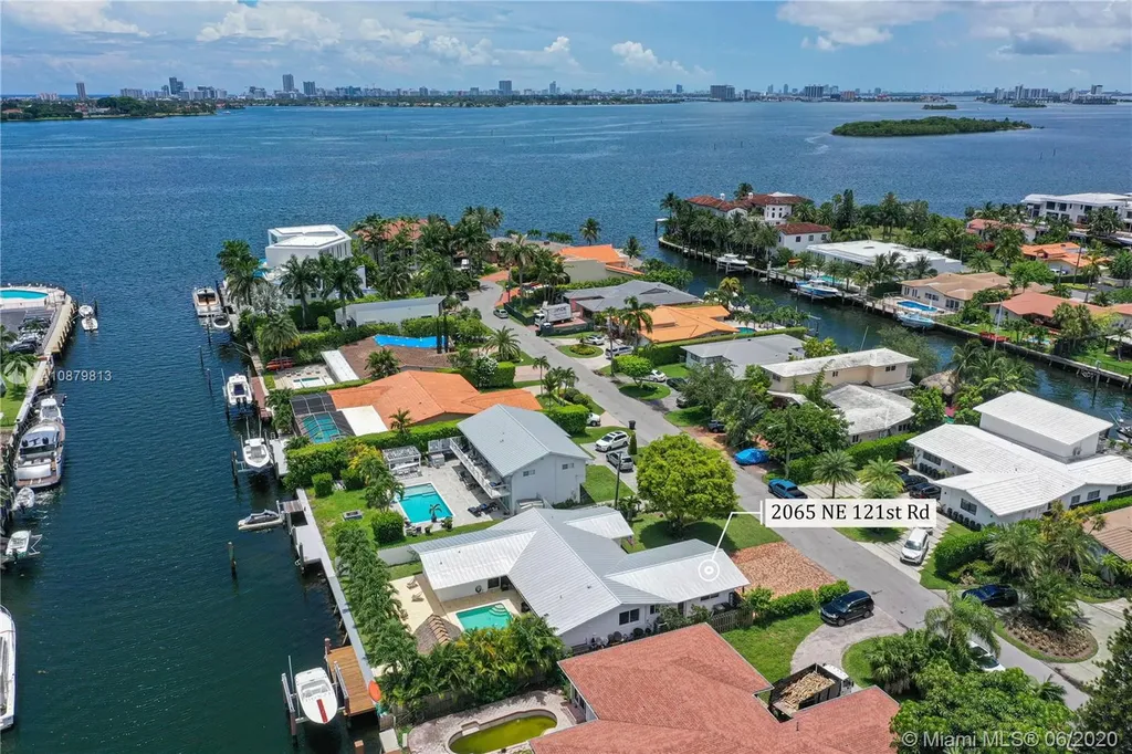 2065 NE 121st Road North Miami FL 33181