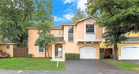 10097 NW 57th Terrace Doral FL 33178