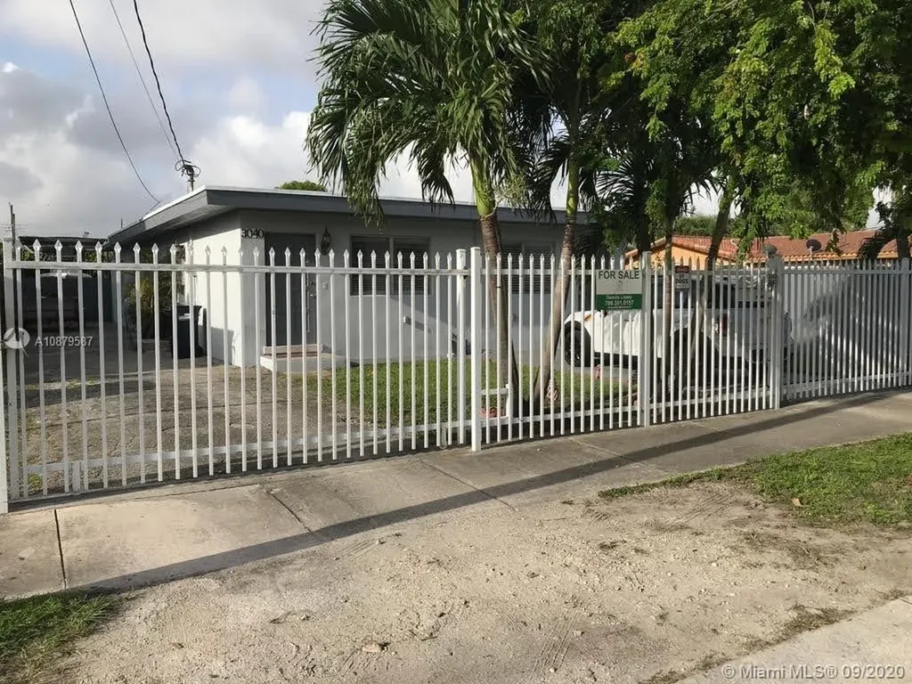 3040 NW 27th Street Miami FL 33142