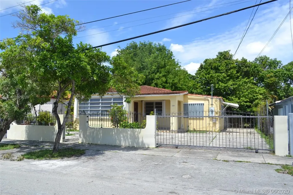 420 NW 44th Avenue Miami FL 33126
