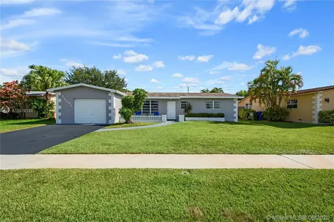 11501 NW 23rd Street Pembroke Pines FL 33026