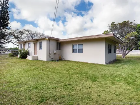 19 NE 115th Street Miami FL 33161