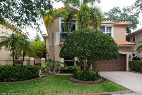 1435 Breakwater Terrace Hollywood FL 33019