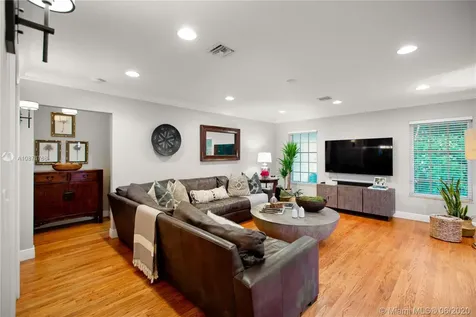 1424 Cordova Street Coral Gables FL 33134
